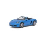 Bburago Porsche 718 Boxster 1:24 Scale Die-Cast Model Car- Collectible Model with Detailed Interiors & Opening Doors