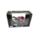 Maisto Honda CBR1000RR‑R Fireblade SP 1:18 Scale Down Model - Image 4